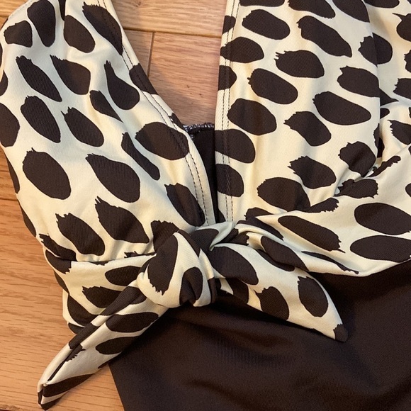 La Blanca by Rod Beattie swim suit, one piece, size 8, good used condition - Picture 9 of 10